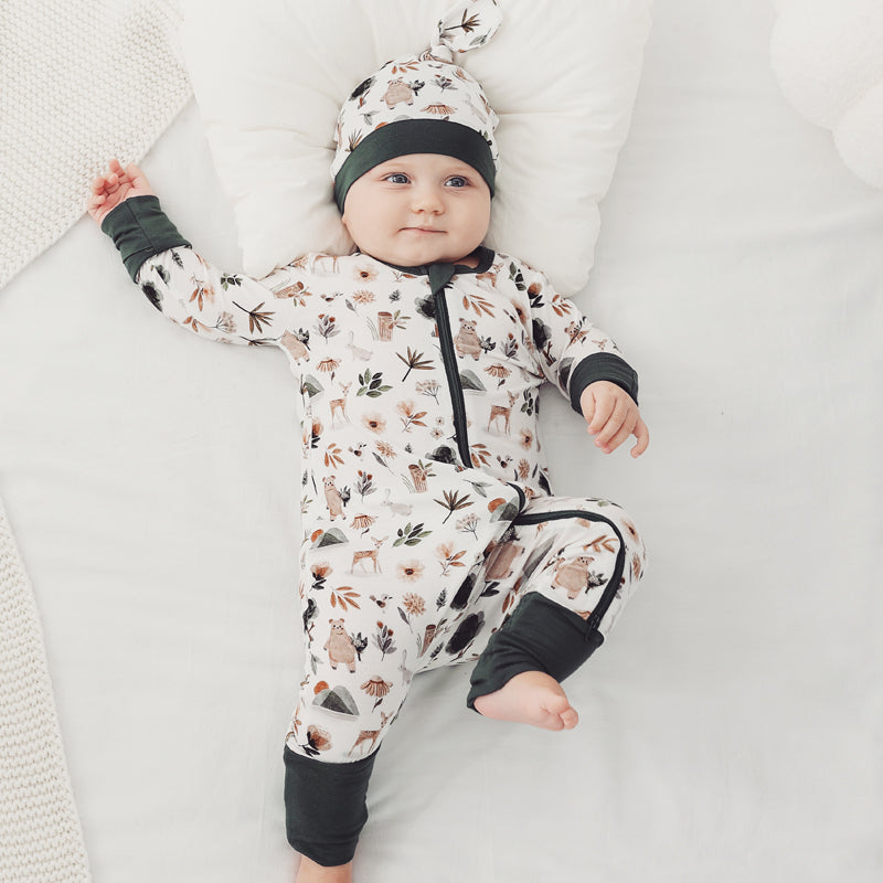 Combinaison barboteuse Bébé blanche Motif Vert Forêt  – Kassyfamily’s.