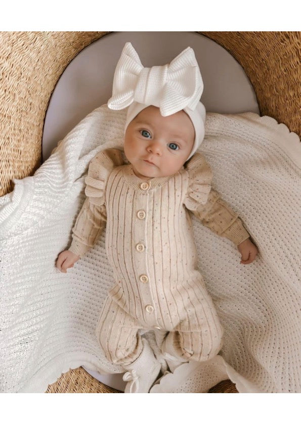Combinaison bébé fille à volants froufrou blanc crème mouchetée – Kassyfamily’s