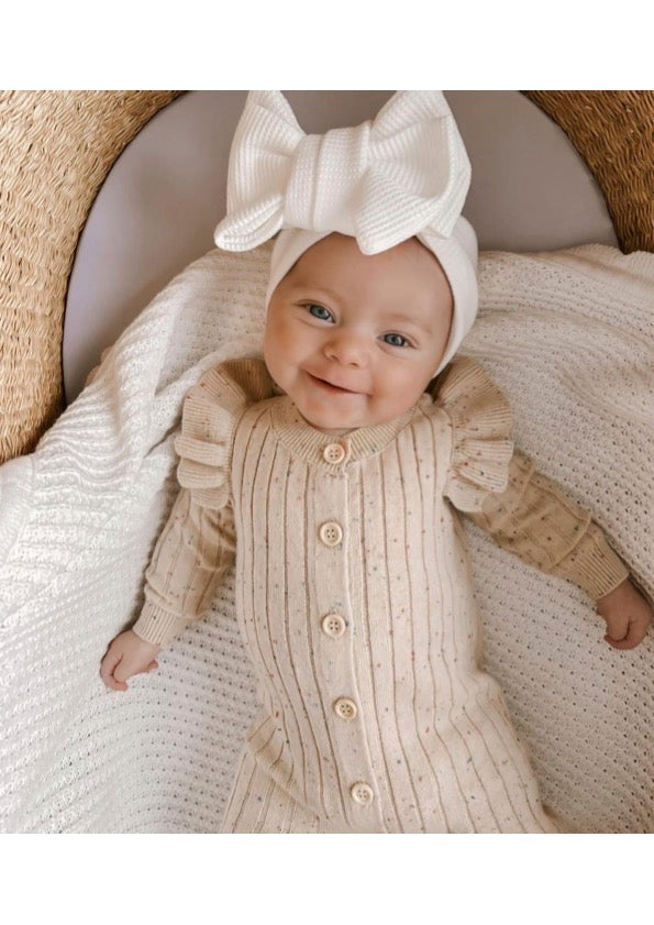 Combinaison bébé fille à volants froufrou blanc crème mouchetée – Kassyfamily’s