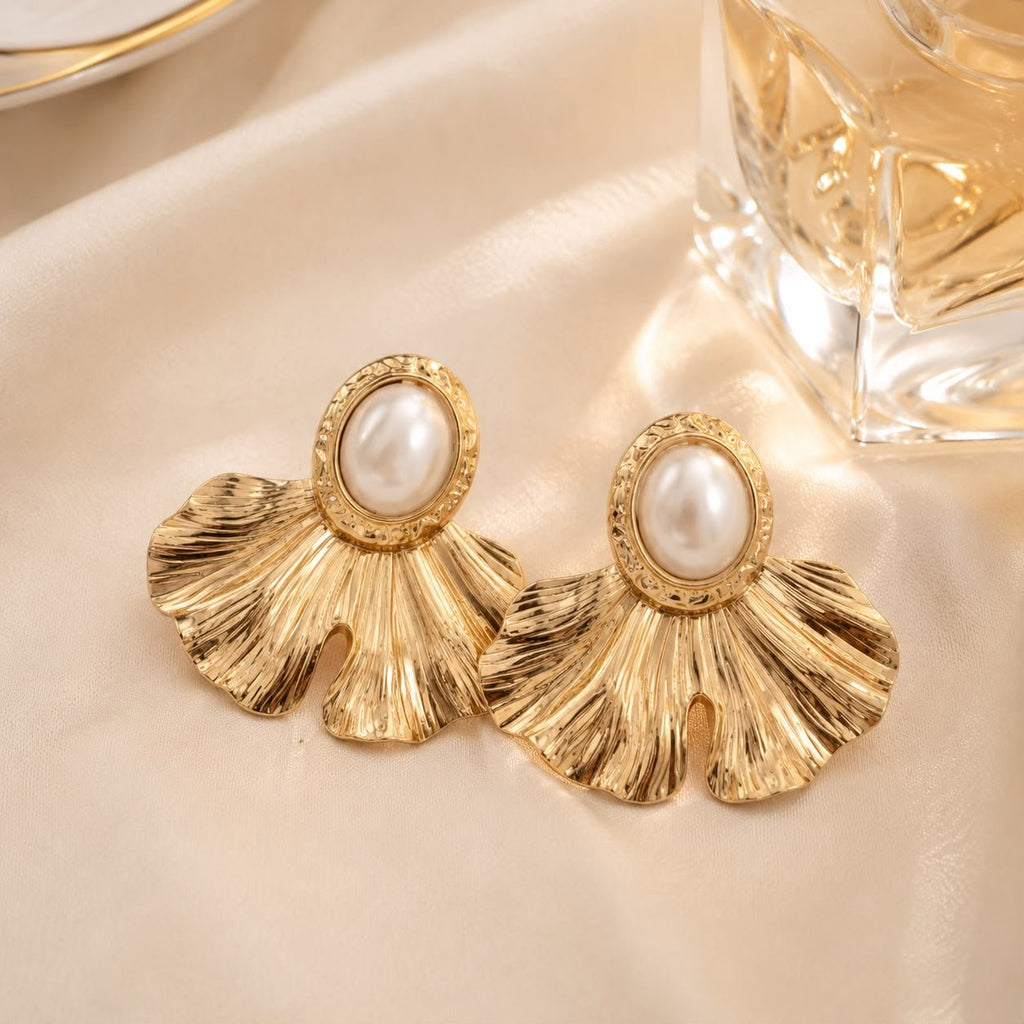 Boucles d’oreilles Éventail Doré Et Perle – Acier inoxydable - Kassyfamily’s