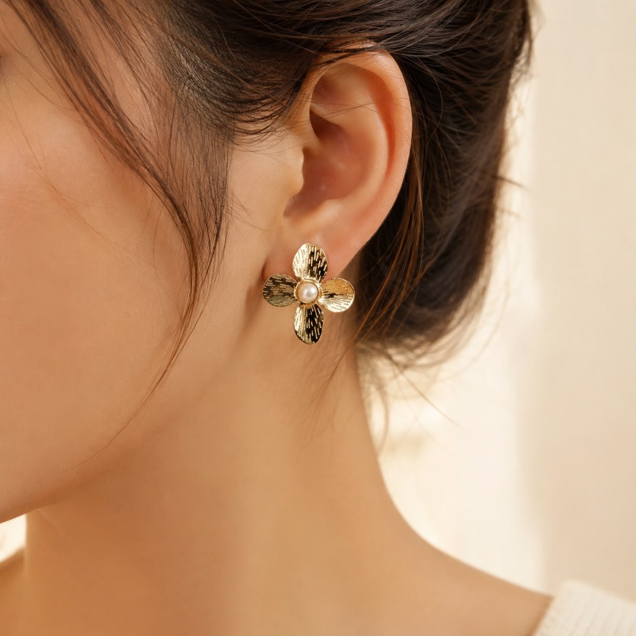 Boucles d’oreilles Fleur Dorée – Acier inoxydable - Kassyfamily’s